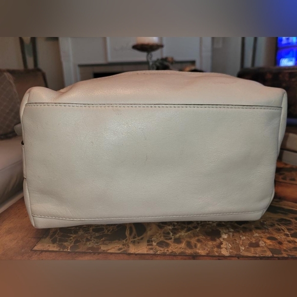 Coach Zebra striped tan..leather and canvas..EUC - Picture 6 of 10